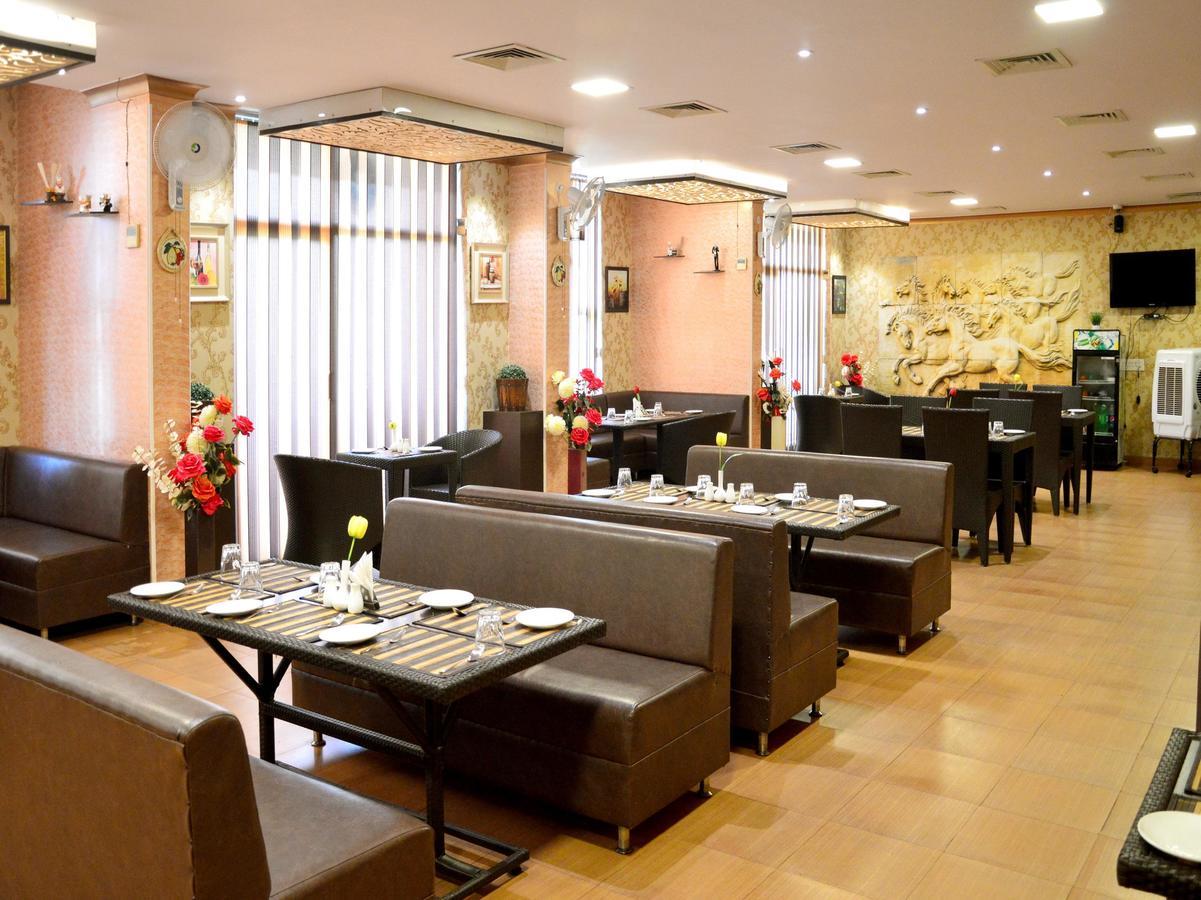 Oyo 6012 Hotel Rockwell Dzsaipur Kültér fotó