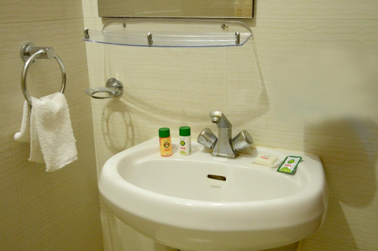 Oyo 6012 Hotel Rockwell Dzsaipur Kültér fotó
